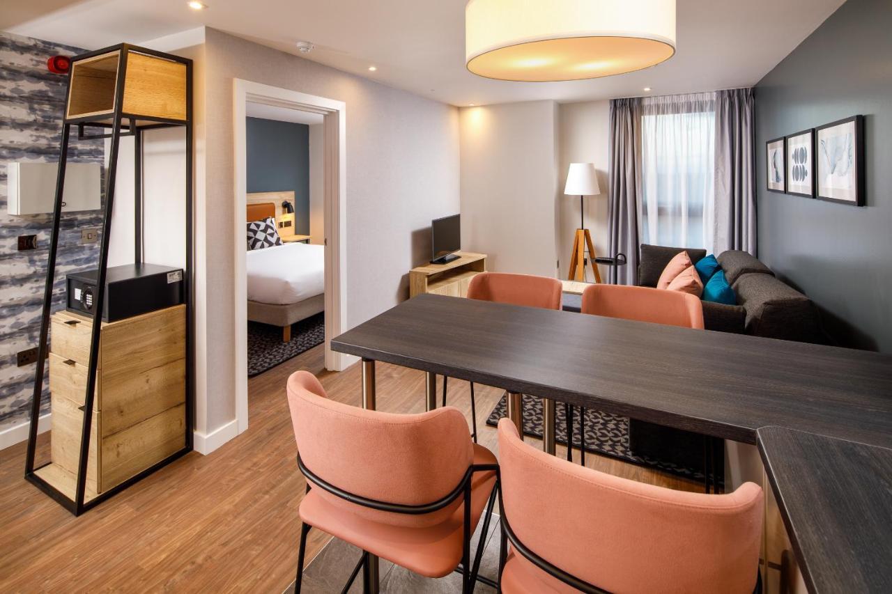 Aparthotel Adagio London Sutton Point ภายนอก รูปภาพ