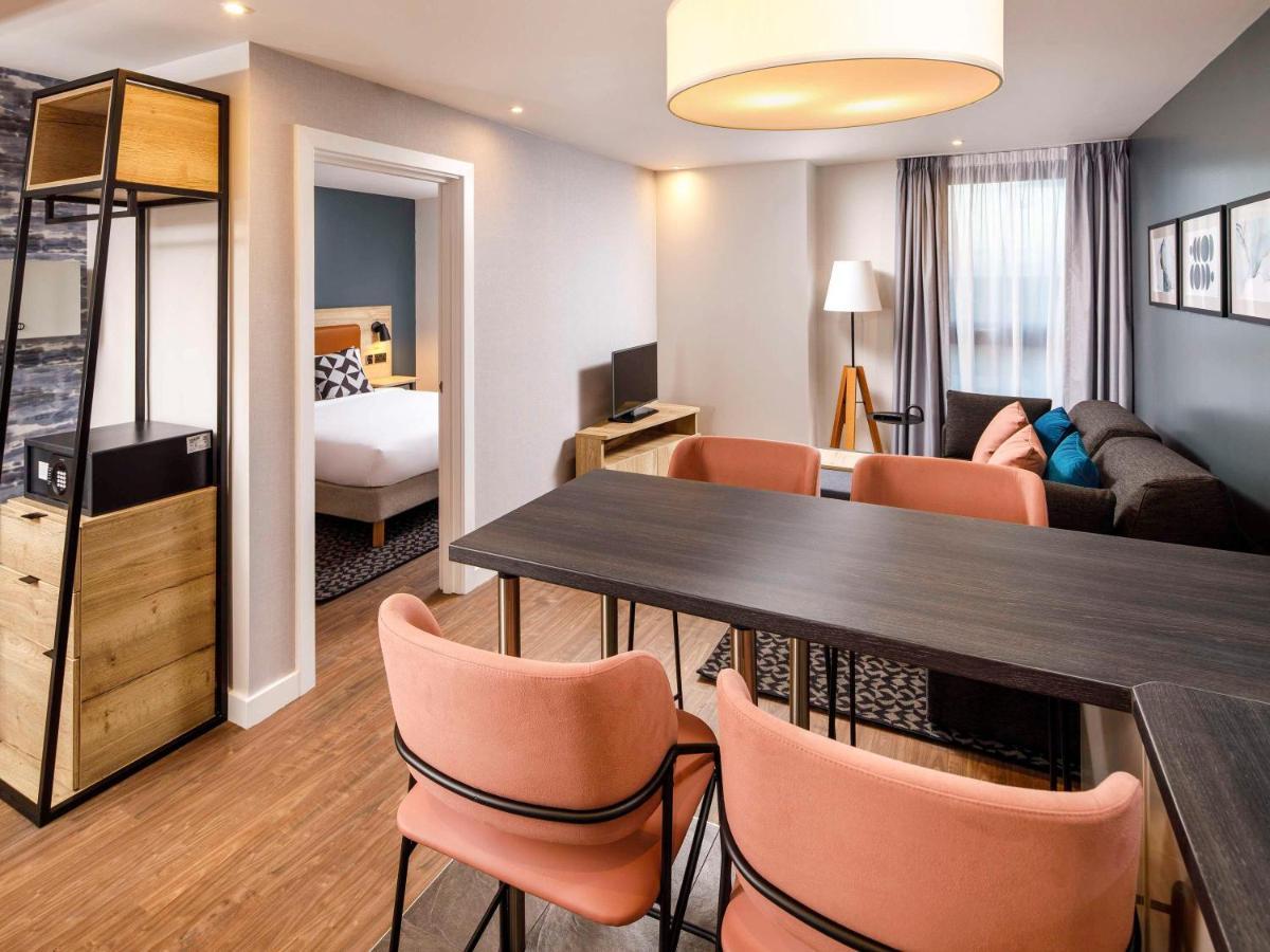 Aparthotel Adagio London Sutton Point ภายนอก รูปภาพ