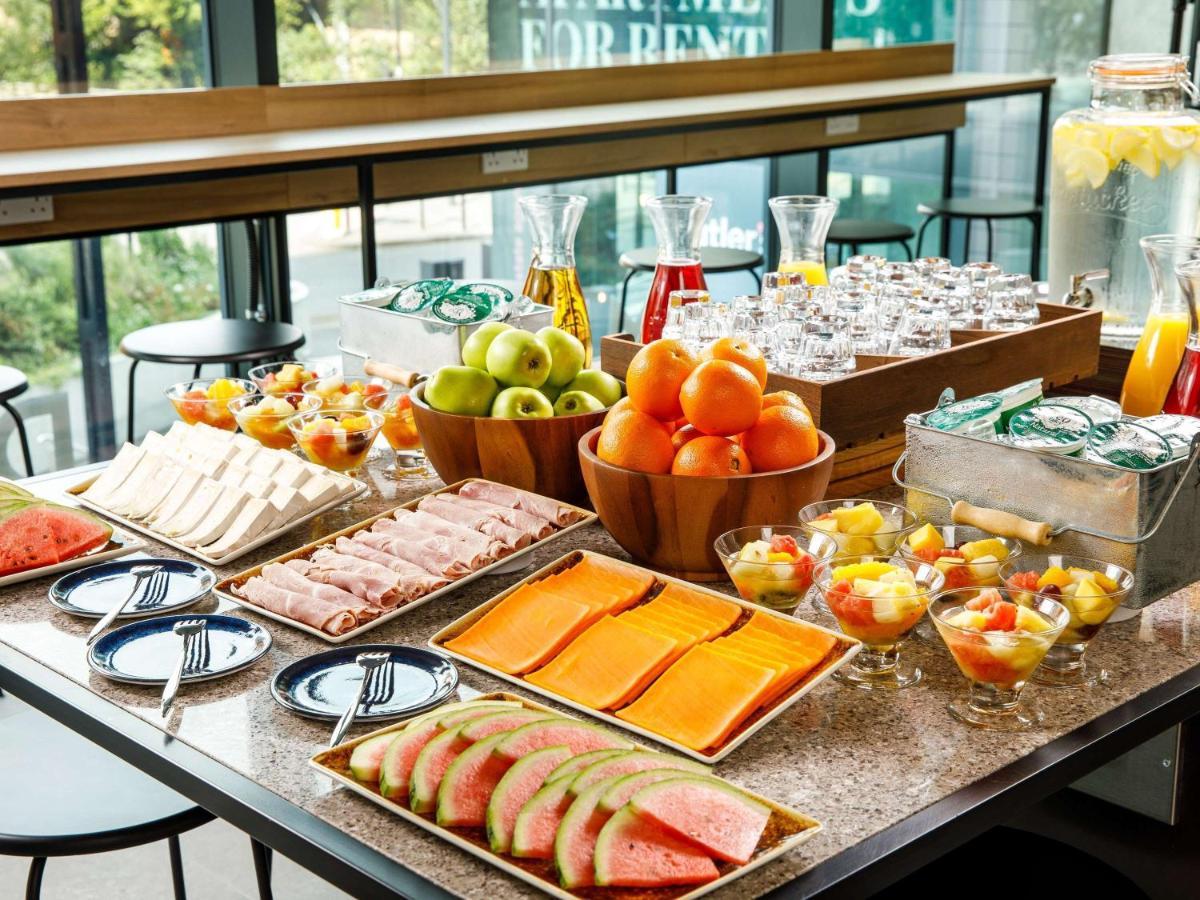 Aparthotel Adagio London Sutton Point ภายนอก รูปภาพ